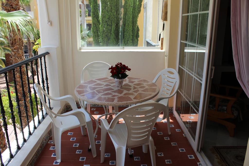 Apartamento Aldea Del Mar Torrevieja Exterior foto