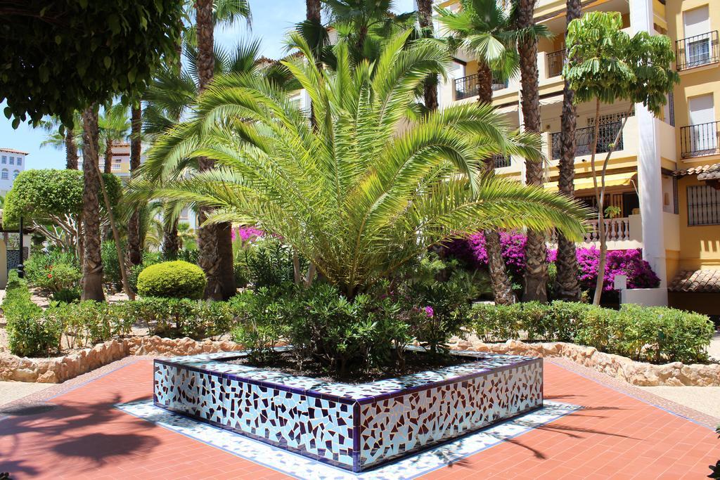 Apartamento Aldea Del Mar Torrevieja Exterior foto