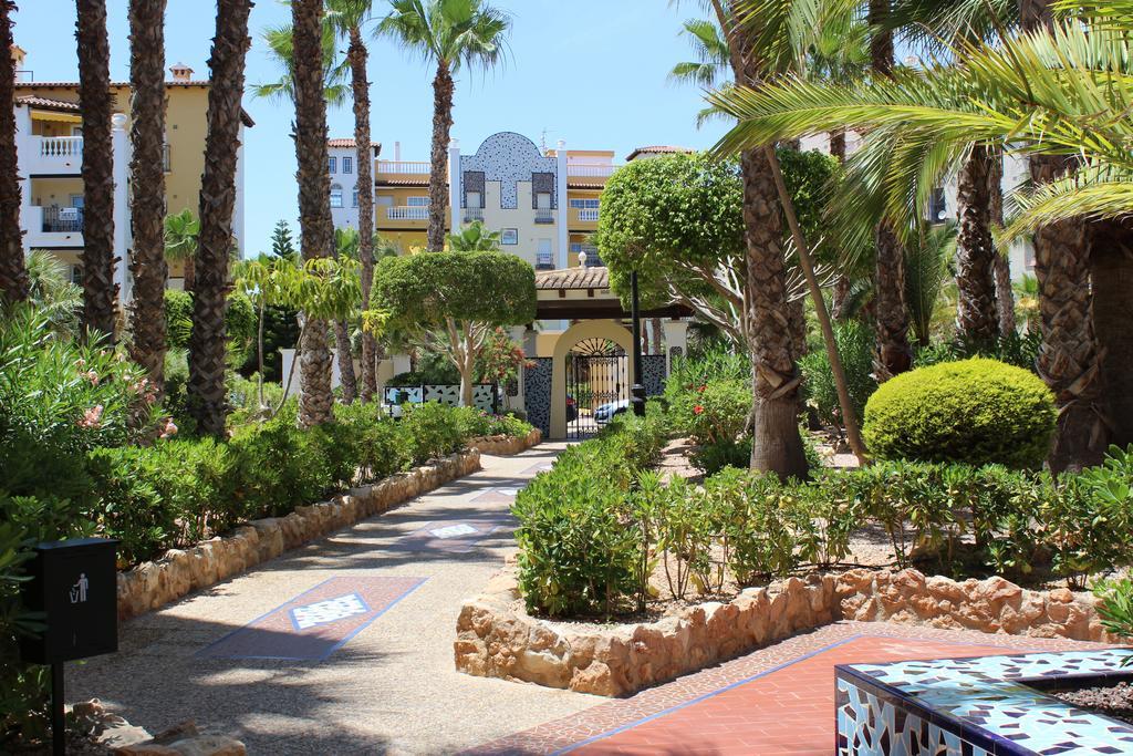 Apartamento Aldea Del Mar Torrevieja Exterior foto