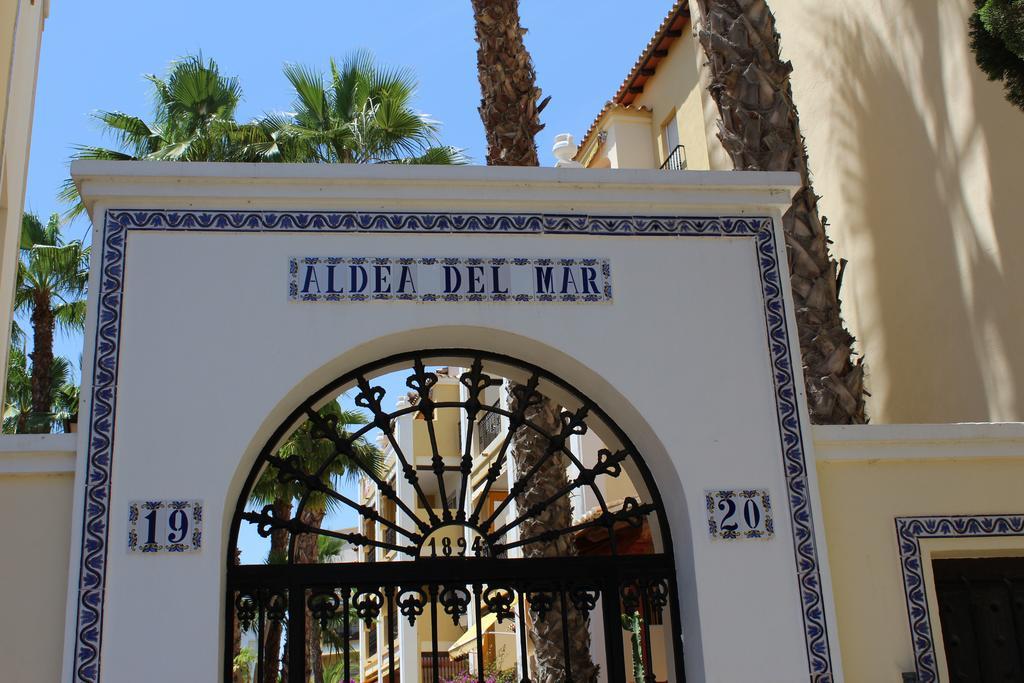Apartamento Aldea Del Mar Torrevieja Exterior foto